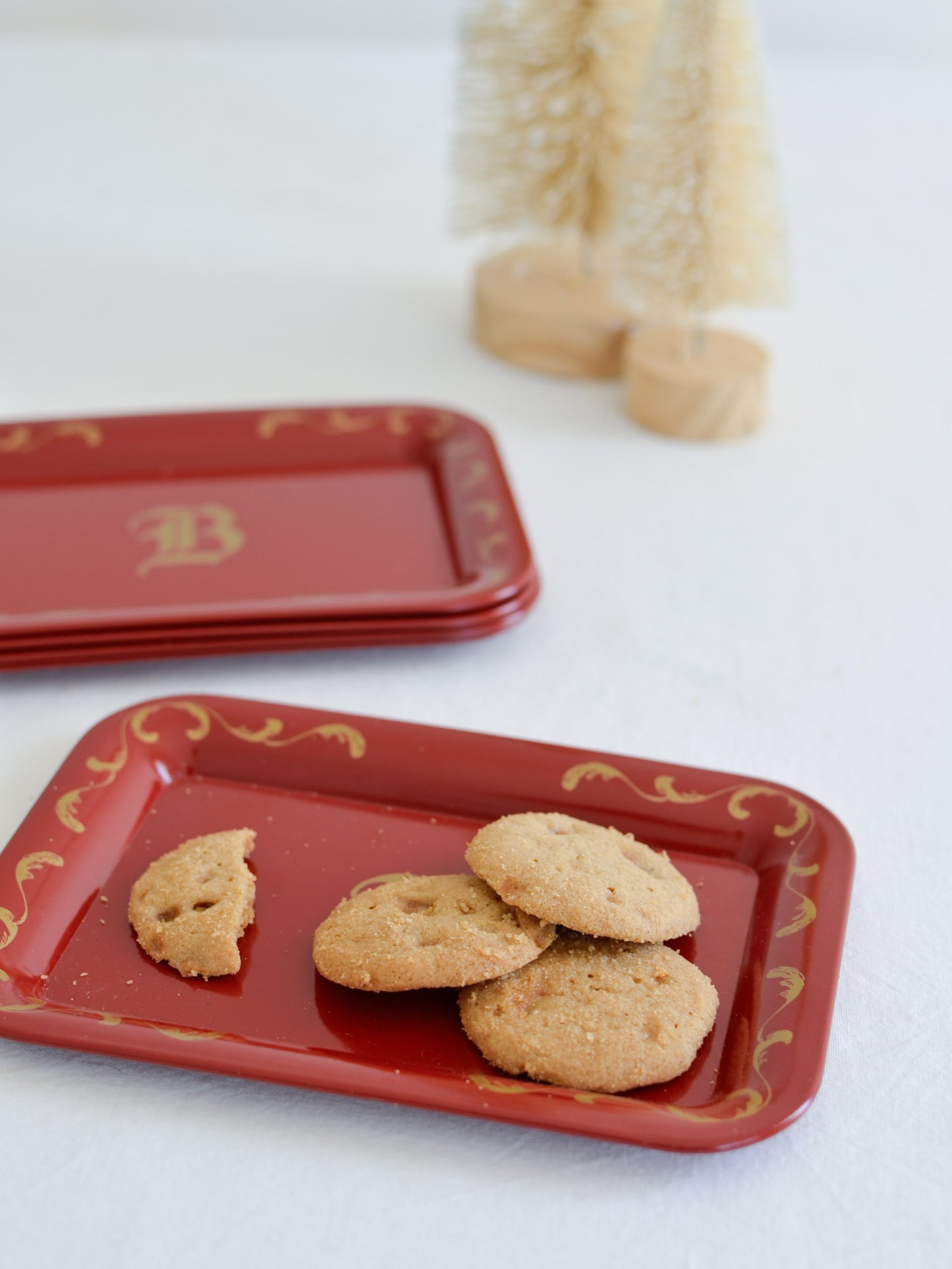 'B' Tin Trays